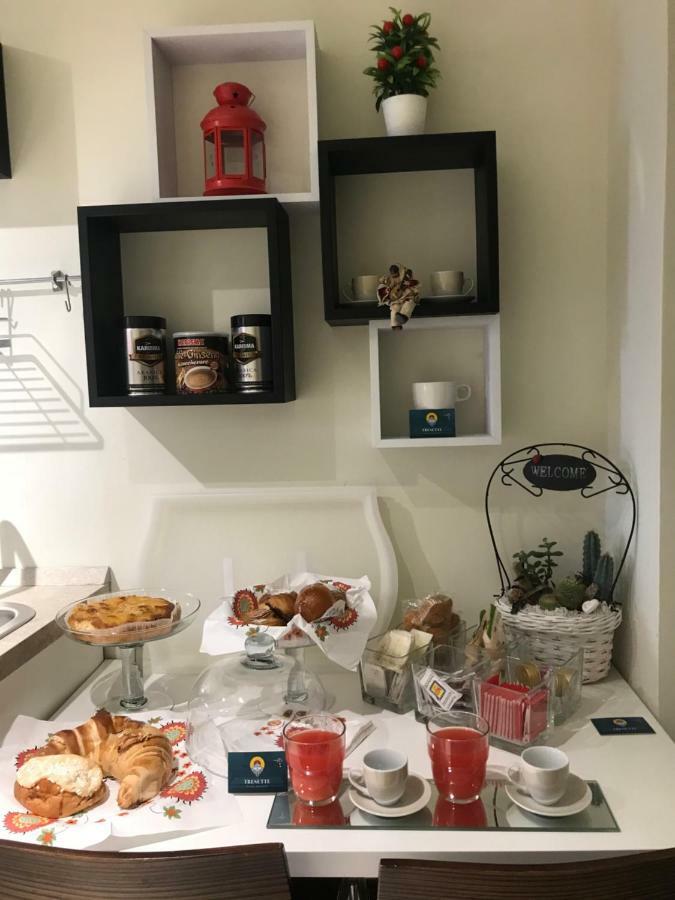 Tresette Toledo Bed and Breakfast Napoli Eksteriør billede